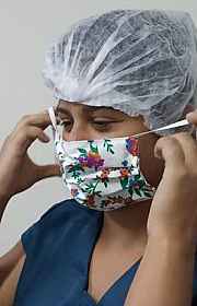 Máscara em tecido Máscara em tecido